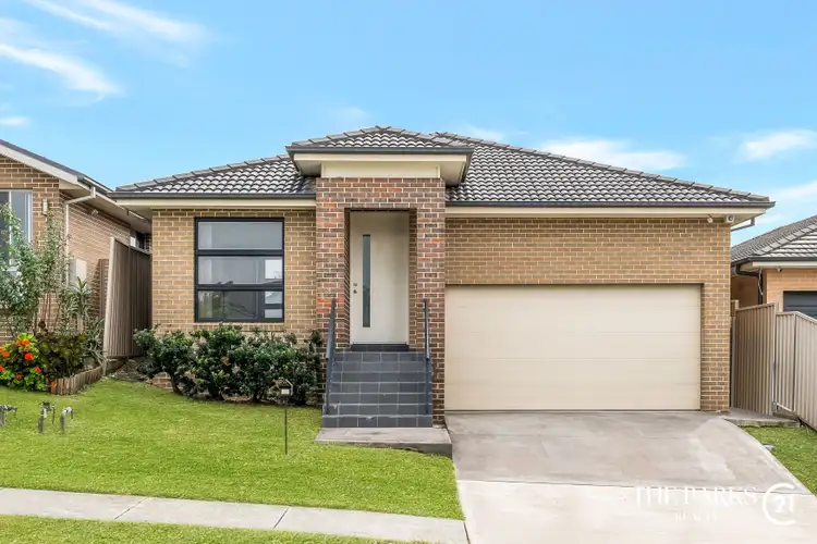 99 McIver Avenue, Middleton Grange NSW 2171
