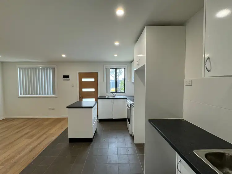 2B Myddleton Avenue, Fairfield NSW 2165
