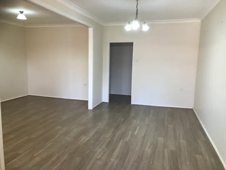 1/136 Wattle Avenue, Carramar NSW 2163