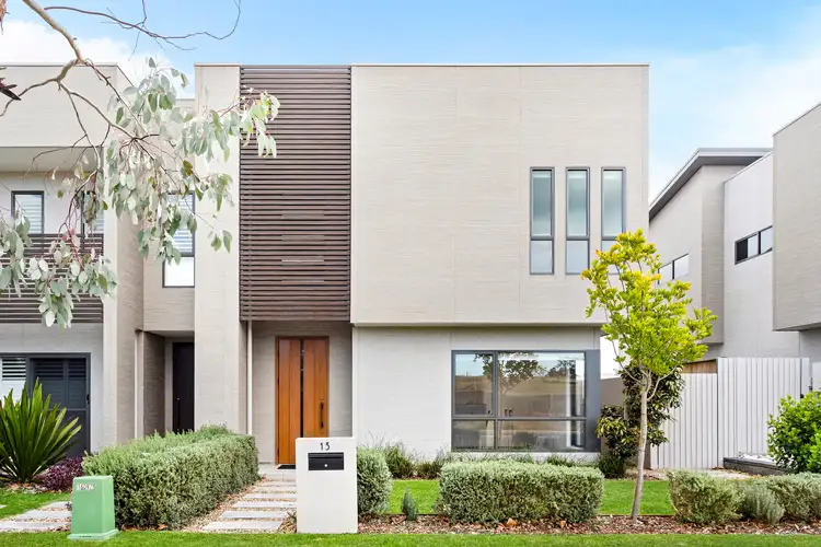 13 Huntington Street, Gledswood Hills NSW 2557