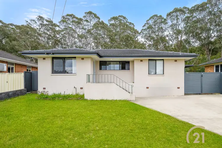 86 Strickland Crescent