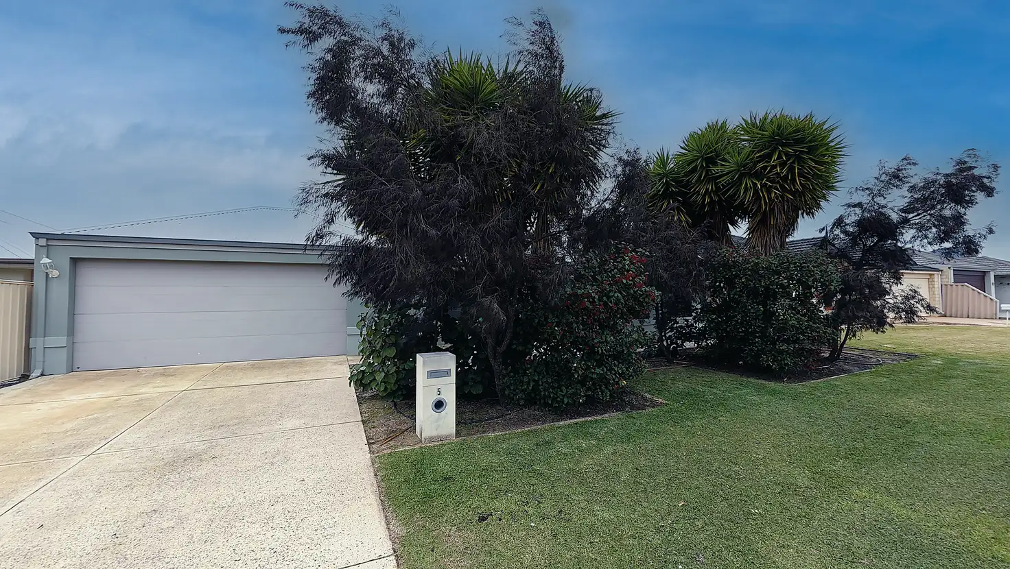 Main view of Homely house listing, 5 Graphite Turn, Dalyellup WA 6230