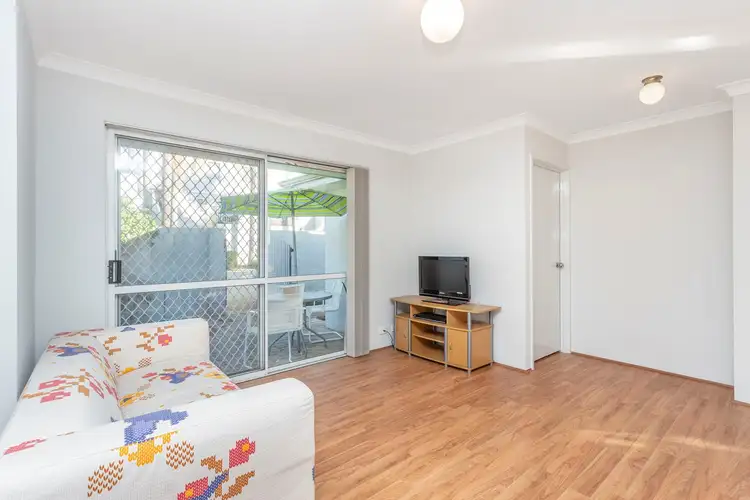 13/2 Waterway Court, Churchlands WA 6018