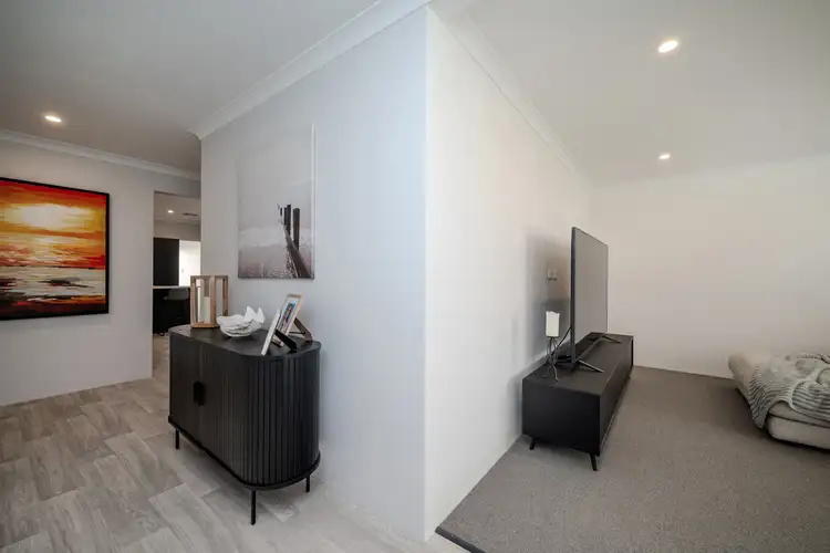 Seventh view of Homely house listing, 2 Turon Way, Clarkson WA 6030