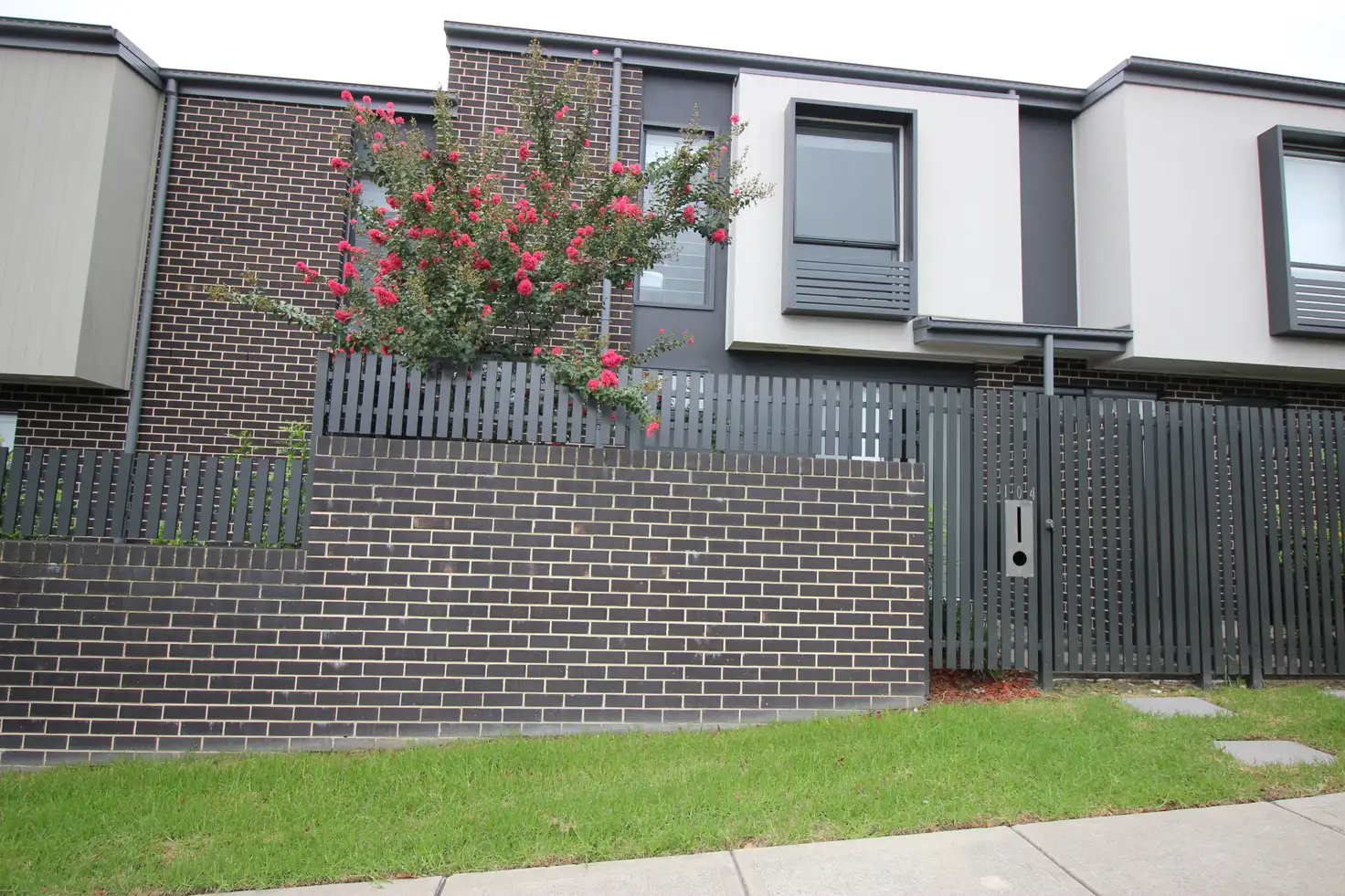 Main view of Homely townhouse listing, 104 Northridge Drive, Cameron Park NSW 2285