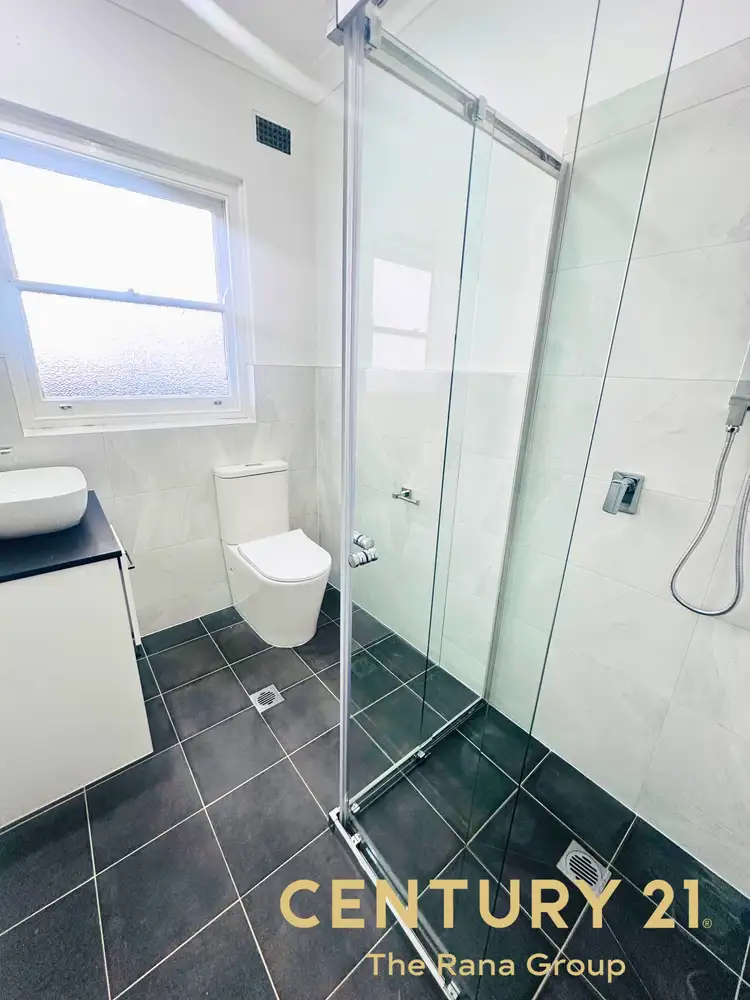 Fifth view of Homely house listing, 4 Francine Street, Seven Hills NSW 2147