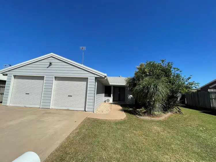3 Savannah Drive, Moranbah QLD 4744