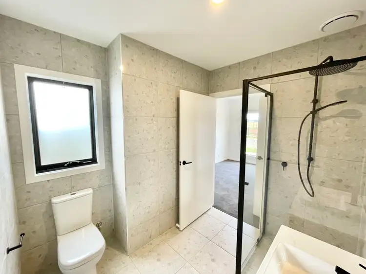 Fifth view of Homely house listing, 24 Polmont Avenue, Thornhill Park VIC 3335