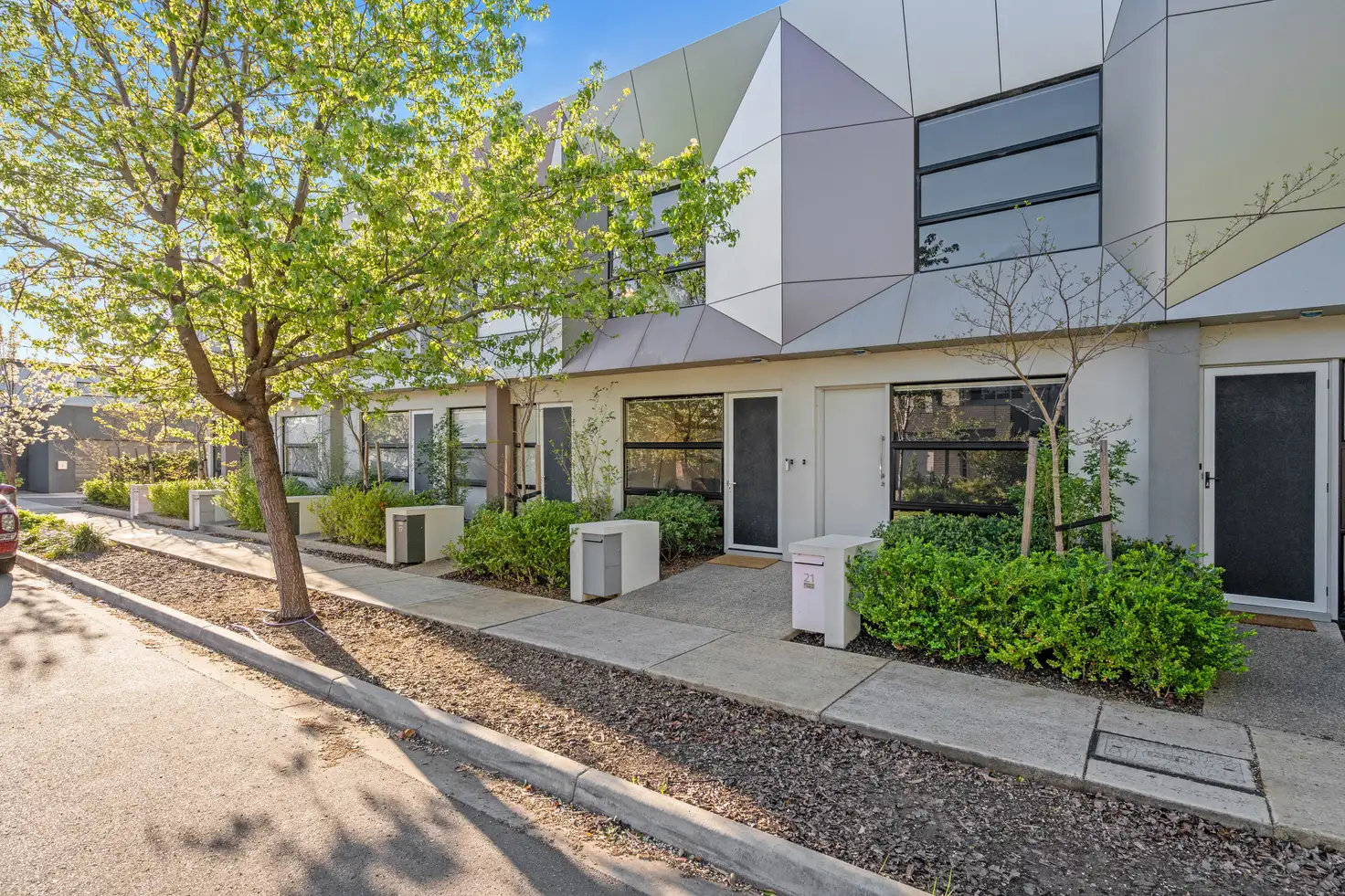 Main view of Homely townhouse listing, 19 Masterdale Court, St Clair SA 5011