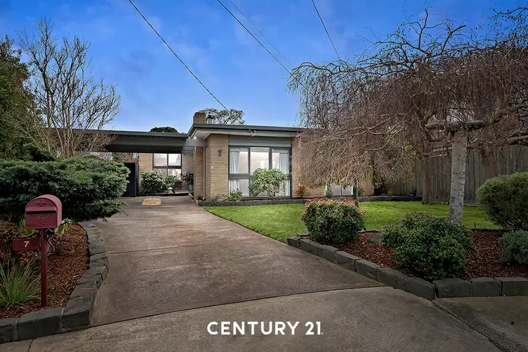 7 Brian Court, Dingley Village VIC 3172