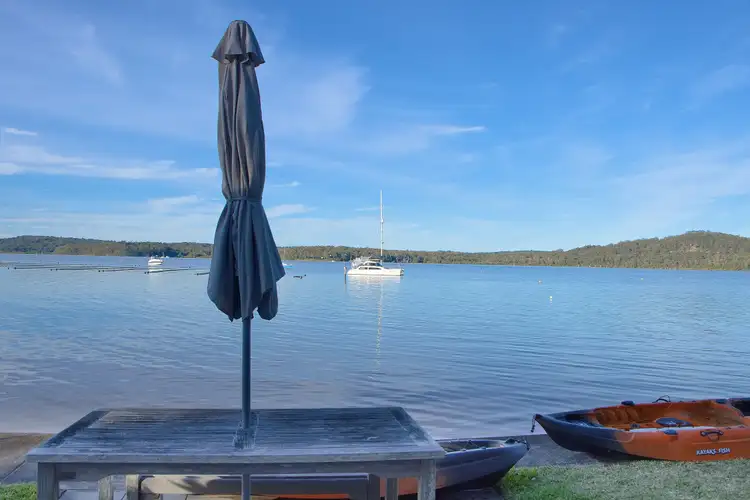 76 Cove Boulevard, North Arm Cove NSW 2324
