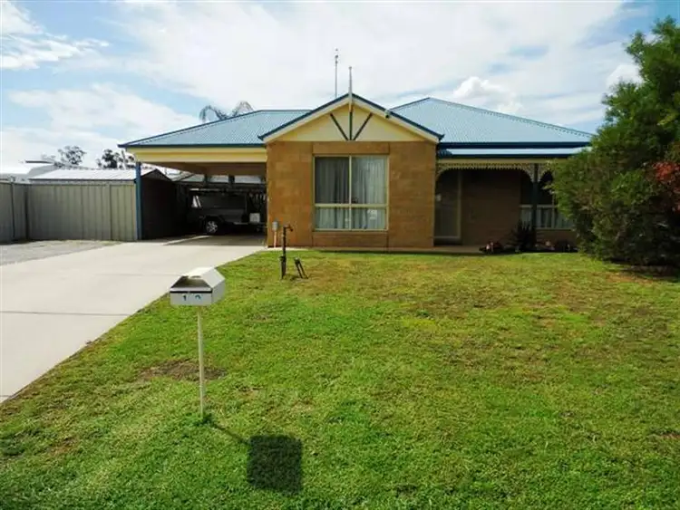 12 Dundee Court, Moama NSW 2731