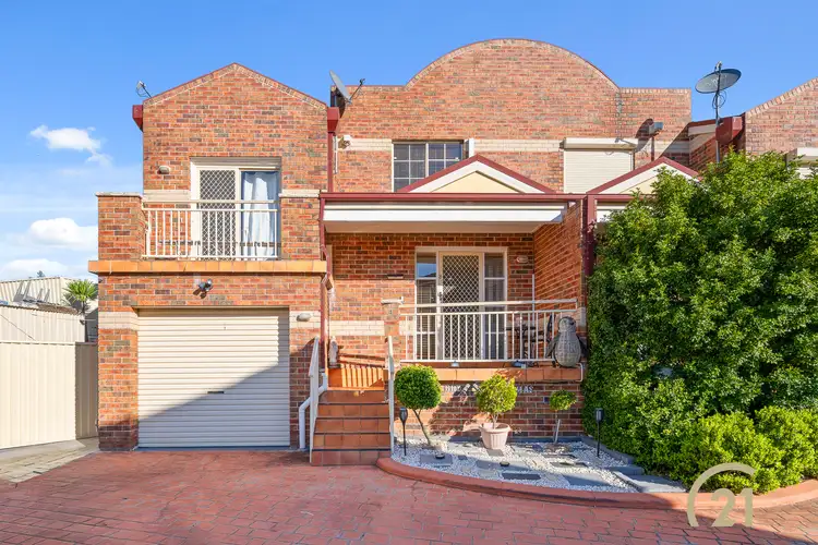 8/87 Allambie Road, Edensor Park NSW 2176