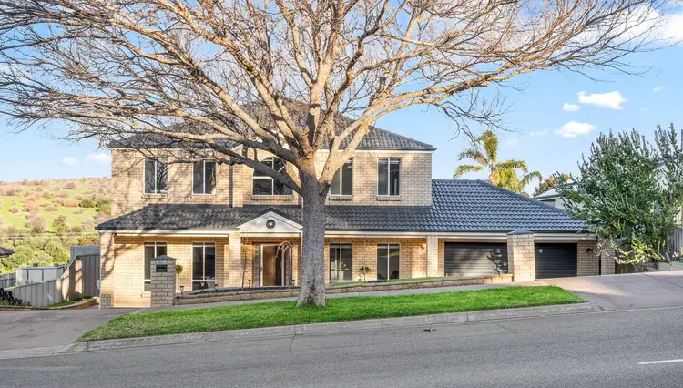 38 Freebairn Drive, Hallett Cove SA 5158