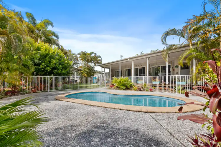 17 Batavia Court, Cooloola Cove QLD 4580