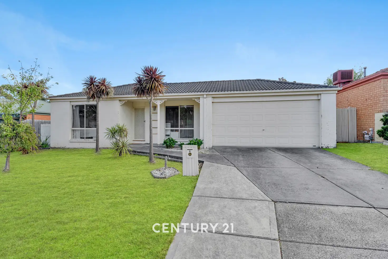 Main view of Homely house listing, 6 Regent Close, Berwick VIC 3806
