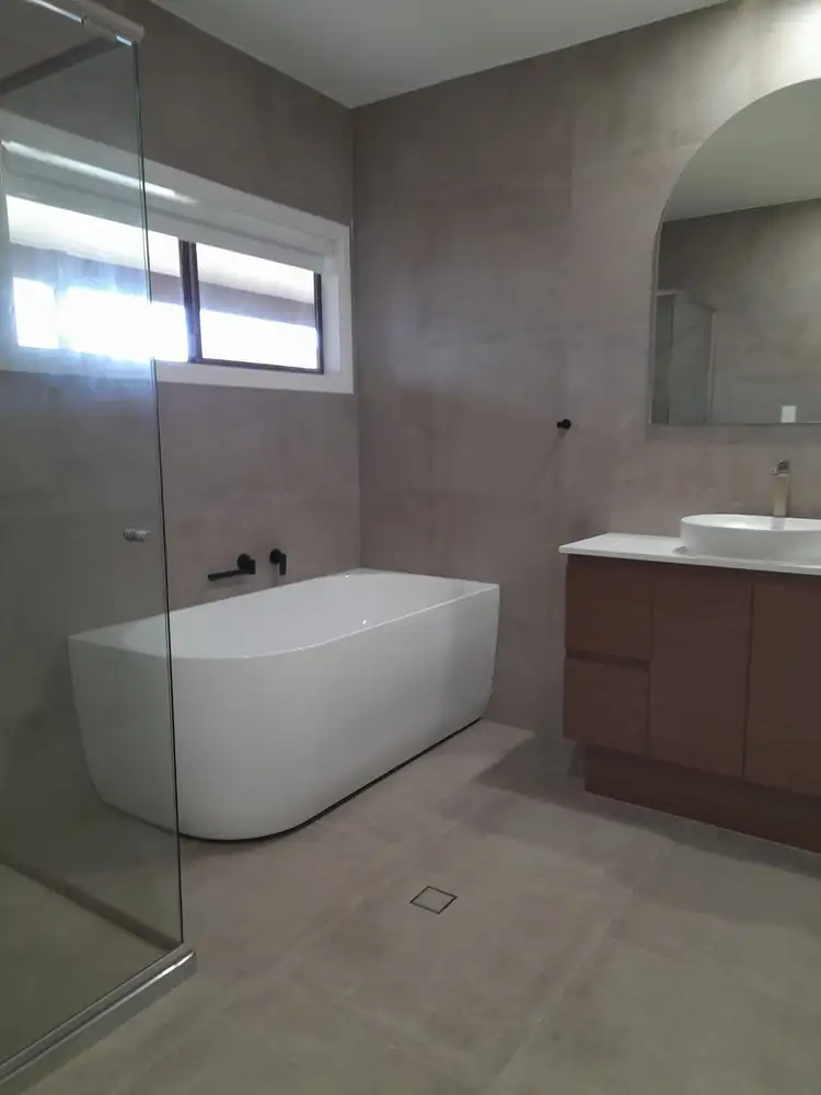 10 Tarwhine Street, Tin Can Bay QLD 4580