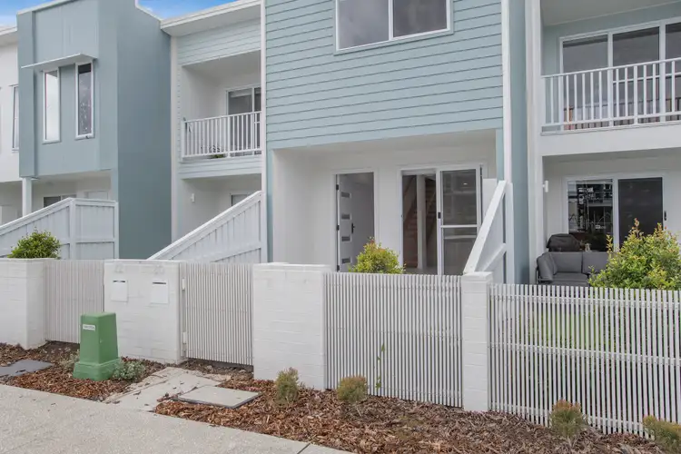 20 Clarence Way, Nirimba QLD 4551