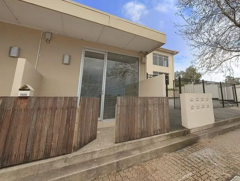 Main view of Homely semi-detached listing, 9/5 Churchill Road, Ovingham SA 5082
