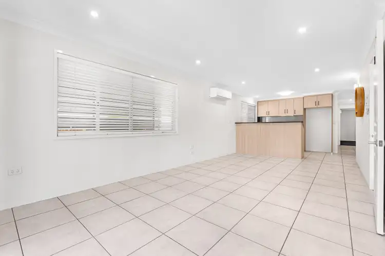 Fourth view of Homely apartment listing, 1/179 Wynnum Esplanade, Wynnum QLD 4178