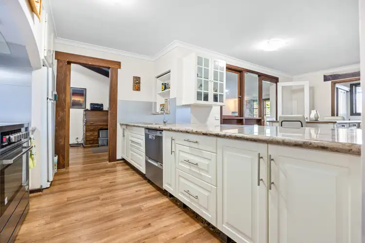 Sixth view of Homely house listing, 21 Valentine Way, Australind WA 6233