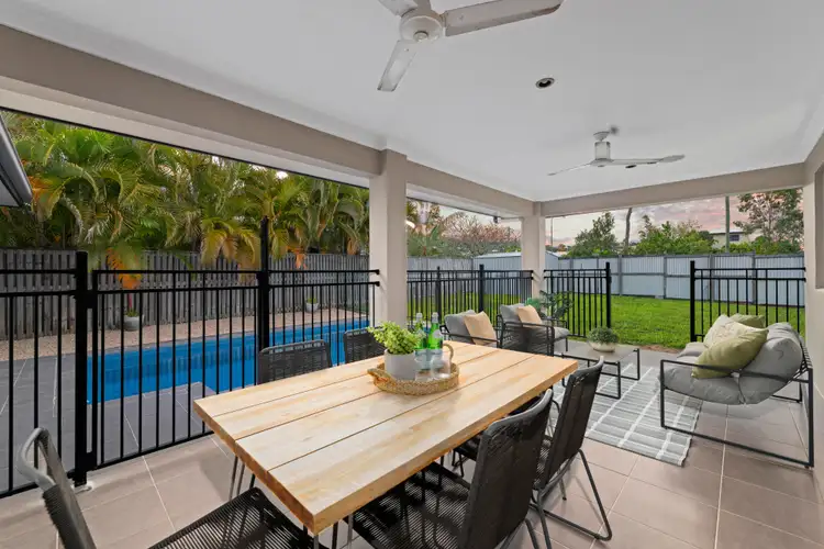 9 Dugong Court, Bushland Beach QLD 4818