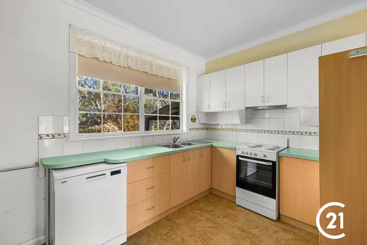 Second view of Homely house listing, 3 Randell Court, Echuca VIC 3564