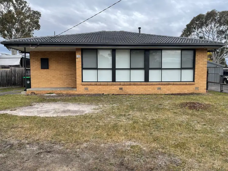 13 Laurina Crescent, Frankston North VIC 3200