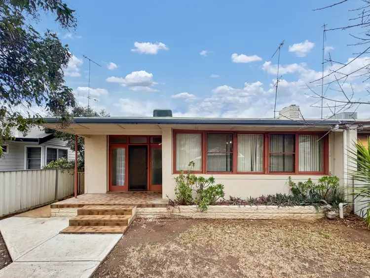 15 Grenfell Street, Forbes NSW 2871
