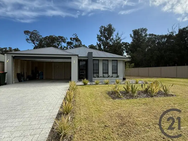16 Willcock Loop, Dalyellup WA 6230