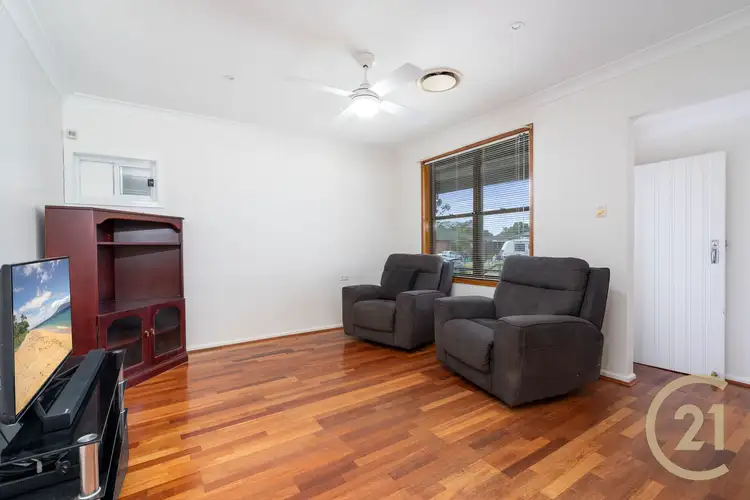 Fourth view of Homely house listing, 33 Gabo Crescent, Sadleir NSW 2168