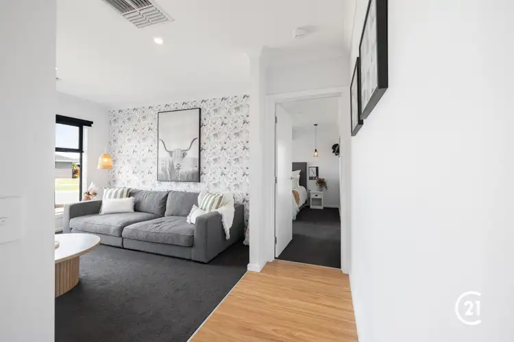 Second view of Homely house listing, 42 Park Avenue, Echuca VIC 3564