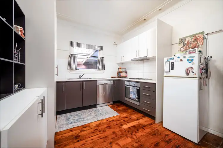 Second view of Homely house listing, 5 Fairfield Avenue, Windsor NSW 2756