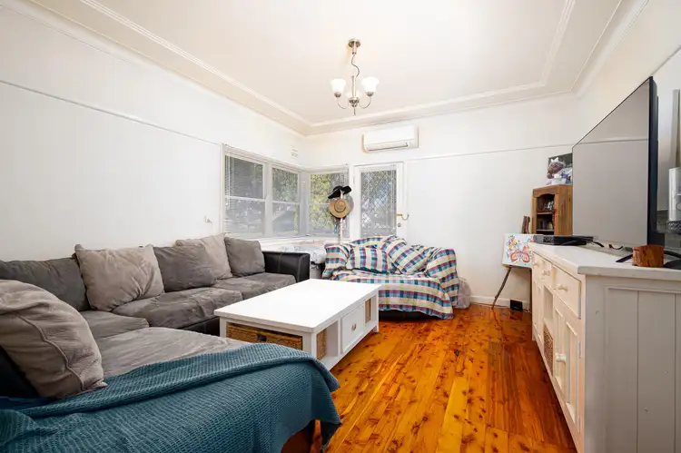 Third view of Homely house listing, 5 Fairfield Avenue, Windsor NSW 2756