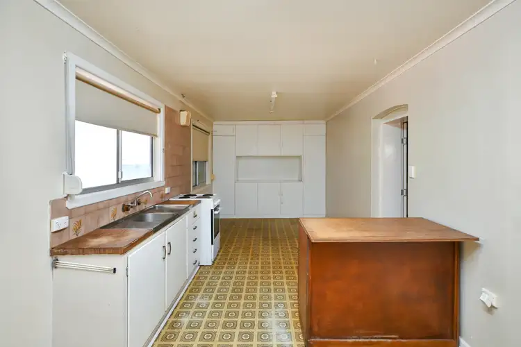 Fifth view of Homely house listing, 305 Patton Street, Broken Hill NSW 2880