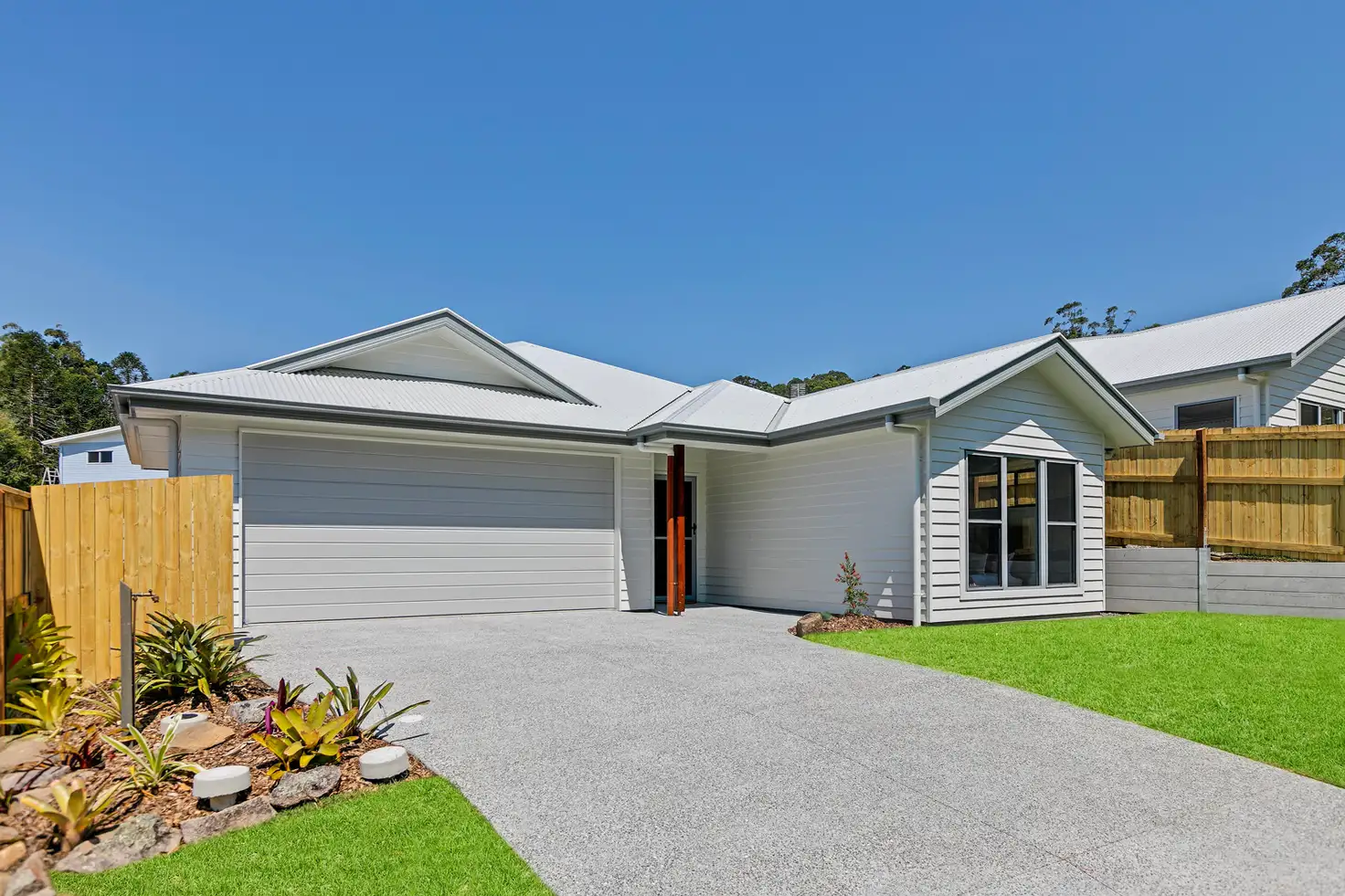 Main view of Homely semi-detached listing, 1/33 Hilltop Drive, Burnside QLD 4560