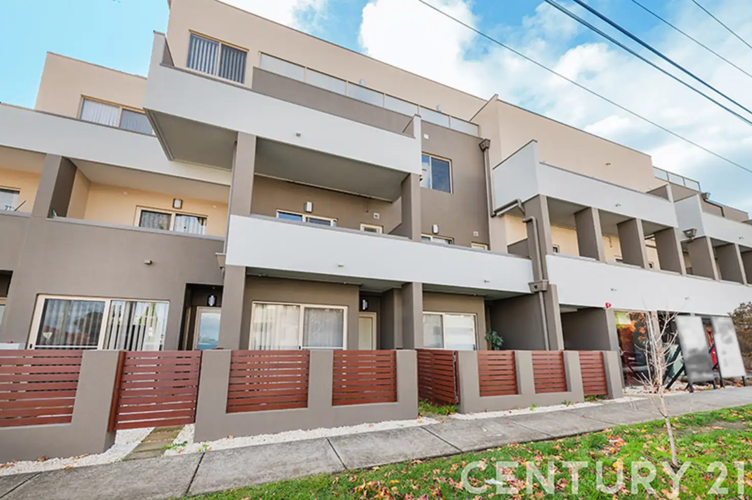 Main view of Homely apartment listing, 10/2-4 Hutton Street, Dandenong VIC 3175