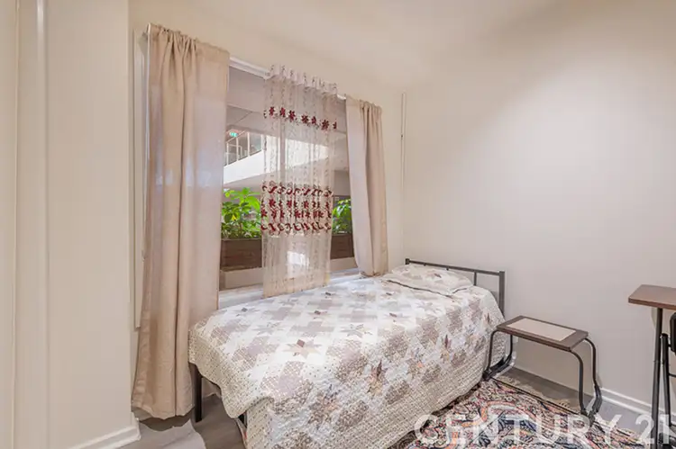 Fourth view of Homely apartment listing, 10/2-4 Hutton Street, Dandenong VIC 3175