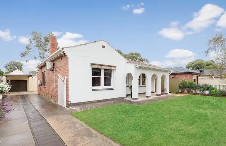 6 Winifred Avenue, Black Forest SA 5035