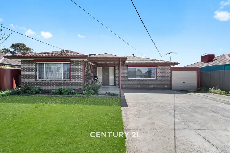 12 Weigela Court, Doveton VIC 3177