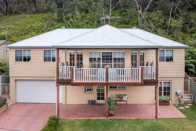 42 Cliff Avenue, Hazelbrook NSW 2779