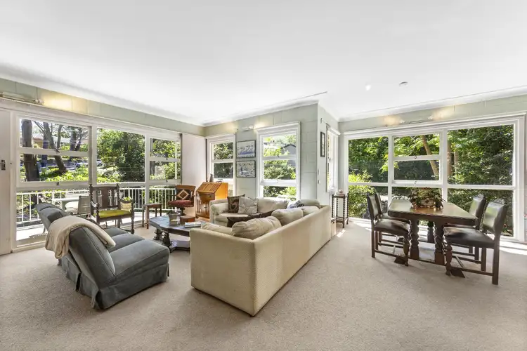 37 Cornwall Avenue, Turramurra NSW 2074
