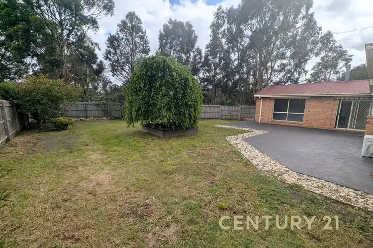 Second view of Homely house listing, 4 Zola Court, Berwick VIC 3806