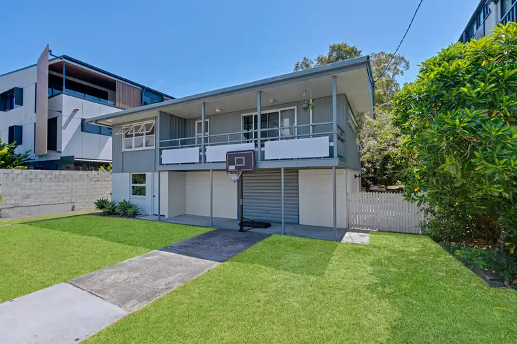 38 Smith Street, Mooloolaba QLD 4557