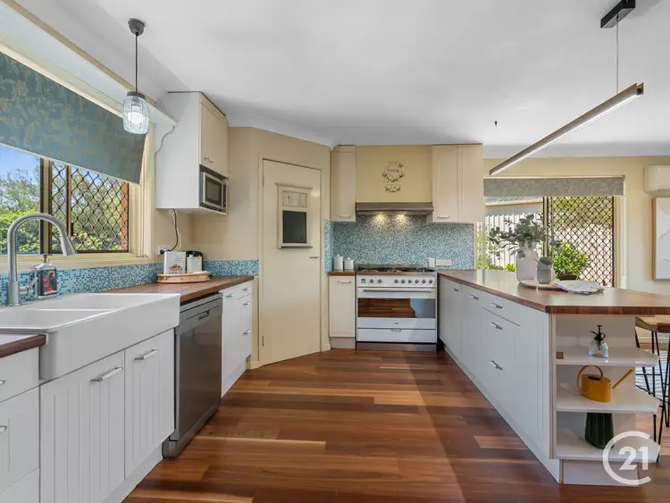 58 Fawkner Crescent, Barellan Point QLD 4306