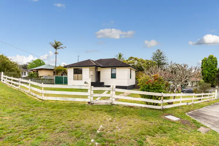 1 Manfred Avenue, Windale NSW 2306