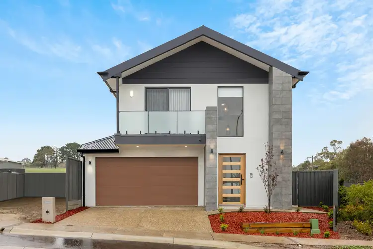 2 Emerald Way, Mount Barker SA 5251