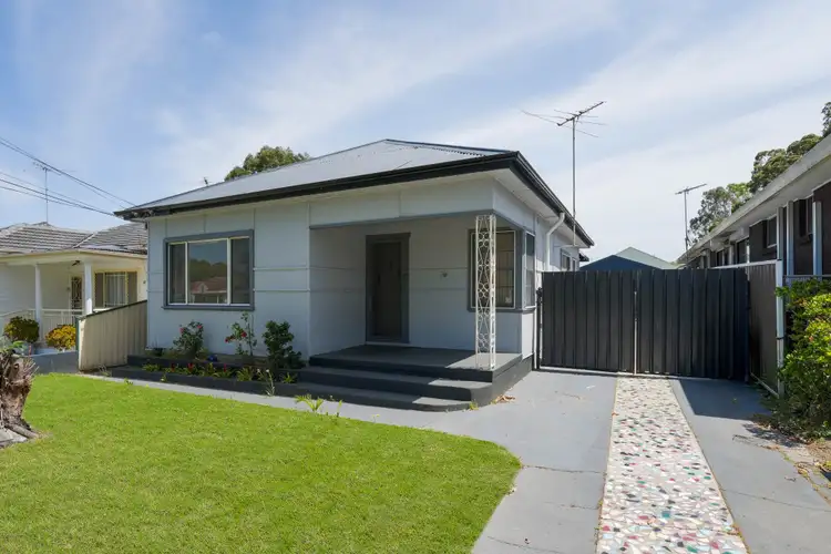 17 Ashcroft Street, Georges Hall NSW 2198