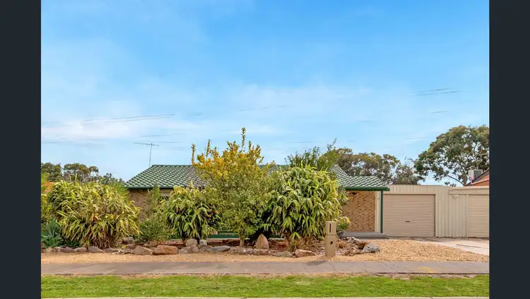 10 Dulkara Avenue, Craigmore SA 5114
