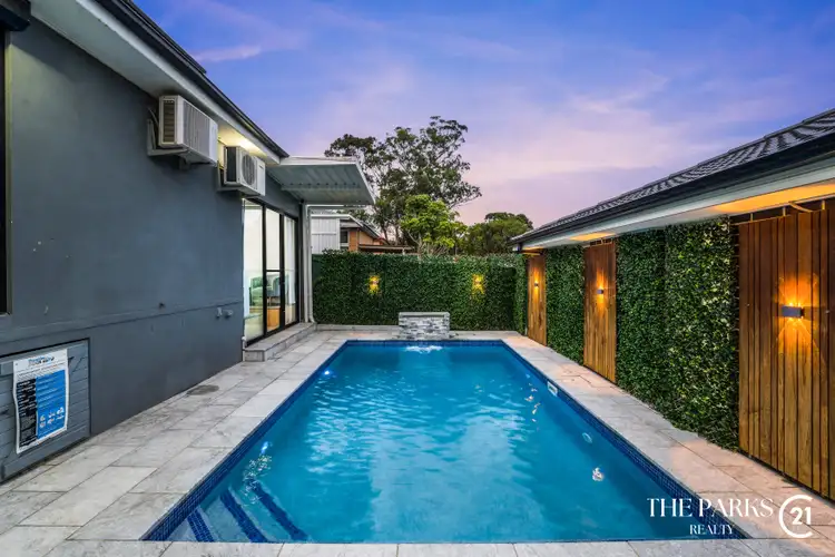 21 Turquoise Crescent, Bossley Park NSW 2176